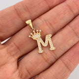 Dije Letra M Corona 1.9gr / 2.8cm / Oro Amarillo 18K &