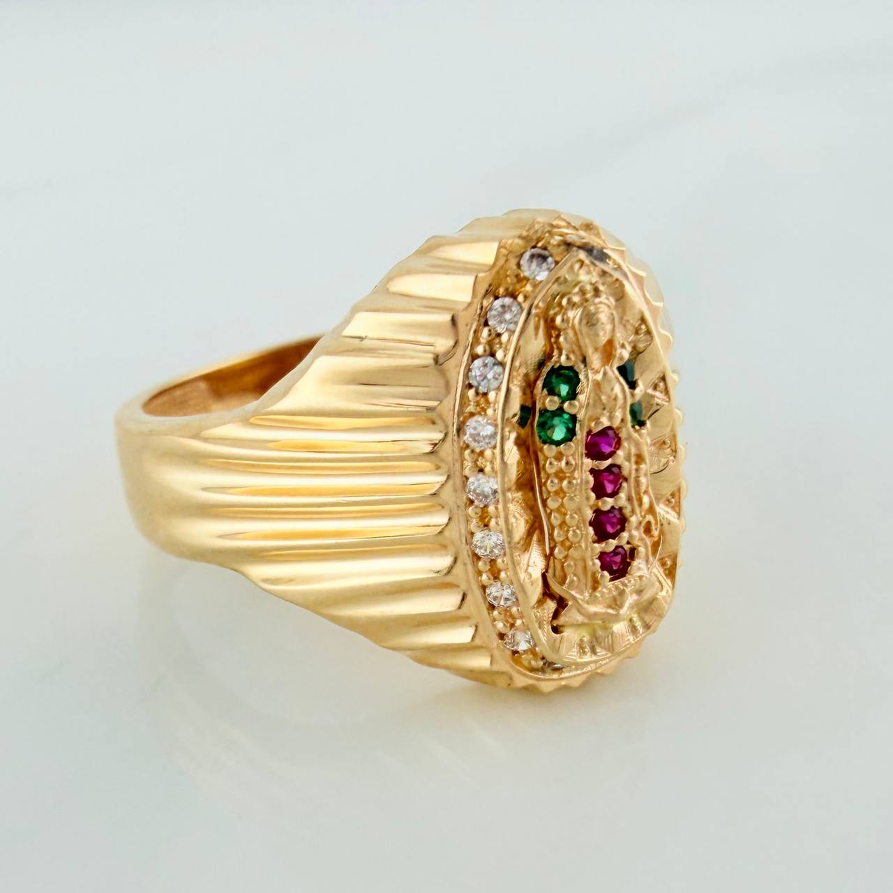 Anillo Virgen Guadalupe 4.55gr / T6 / Oro Amarillo 18K $