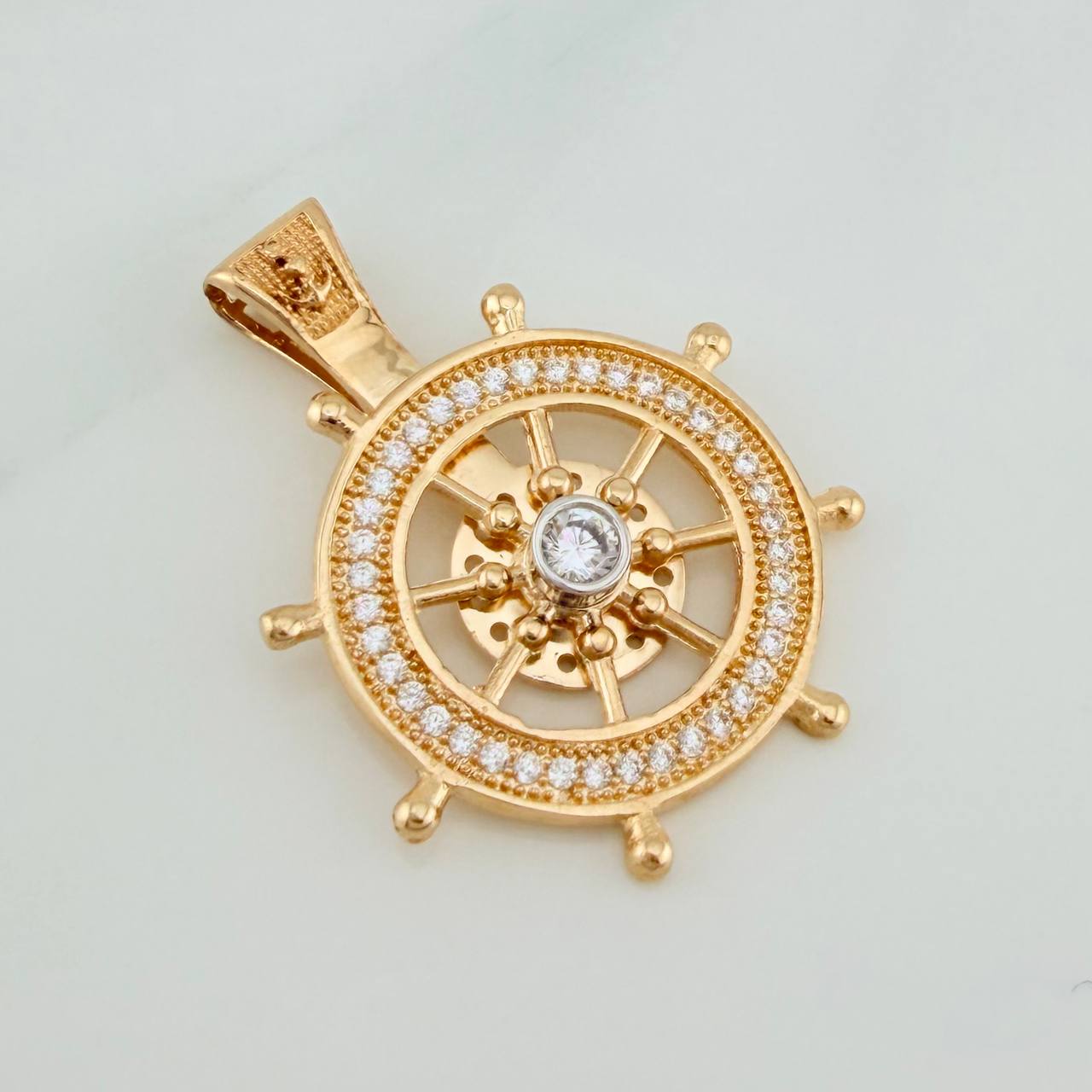 Dije Timon 4.8gr / 3cm / Dos Oros Amarillo Blanco 18K