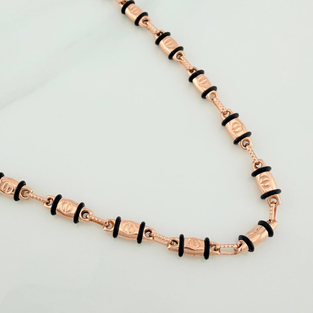 Cadena Rustica Tornillo 14.5gr / 71cm / 4mm Oro Rosa 18K %