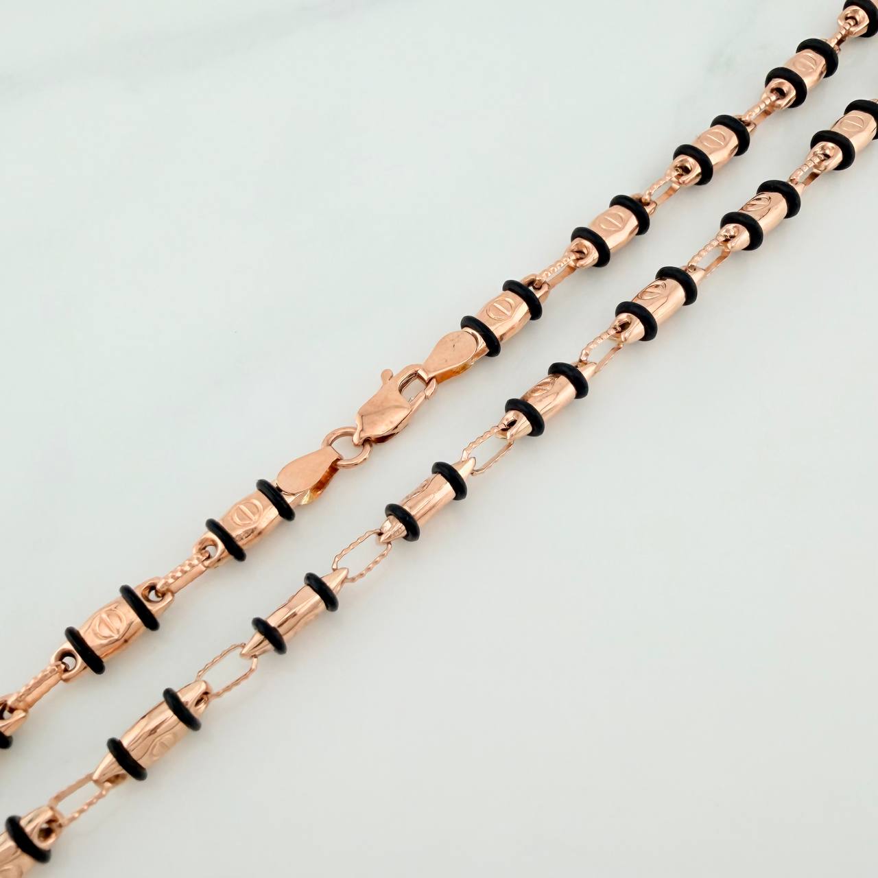 Cadena Rustica Tornillo 14.5gr / 71cm / 4mm Oro Rosa 18K %