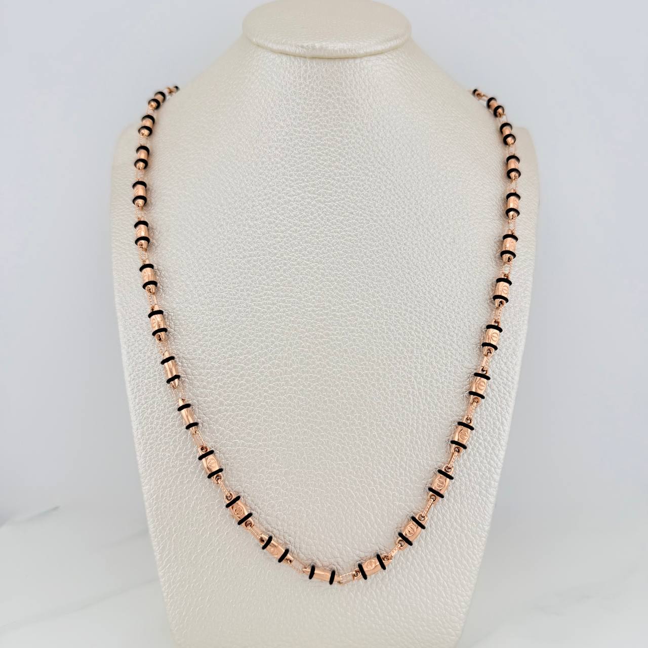Cadena Rustica Tornillo 14.5gr / 71cm / 4mm Oro Rosa 18K %