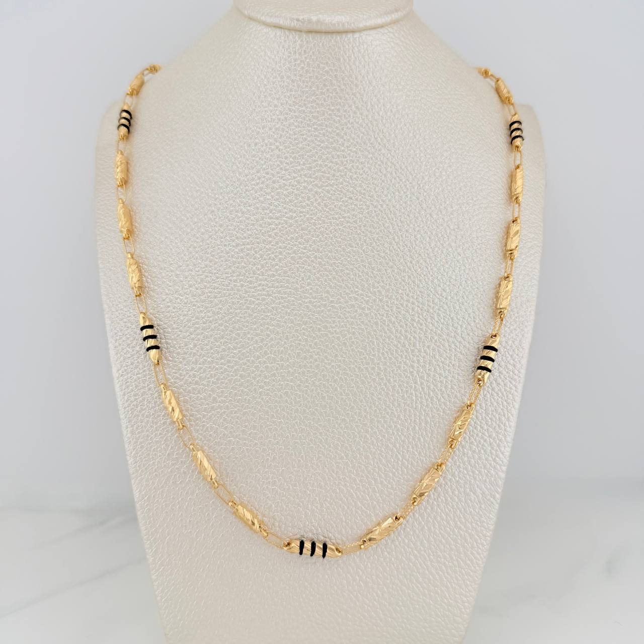 Cadena Rustica Cilindro 12.8gr / 61cm / 3.4mm Oro Amarillo 18K %