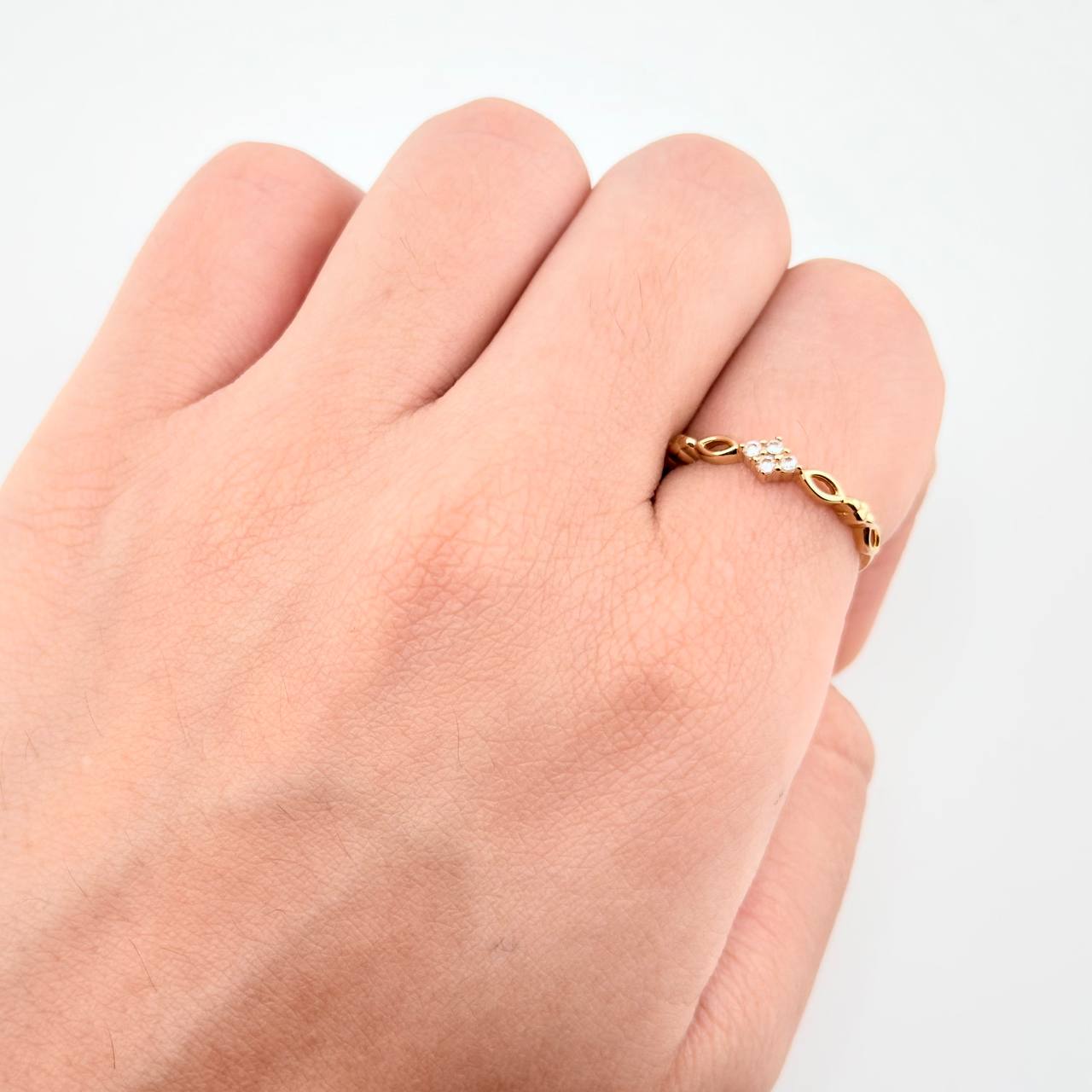 Anillo Nudo De Vida 1.25gr / T5 1/4 / Oro Amarillo 18K