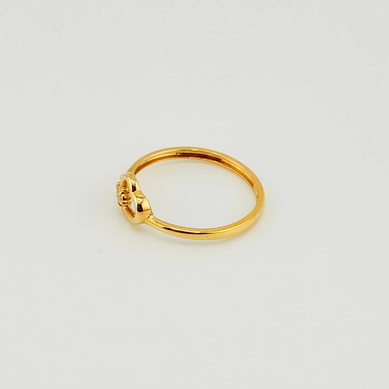 Anillo Corazón 1.2gr / T6 1/2 / Oro Amarillo 18K ©