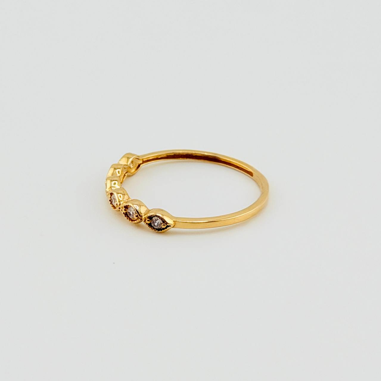 Anillo Linea De Ojos 1.1gr / T6 3/4 / Oro Amarillo 18K *
