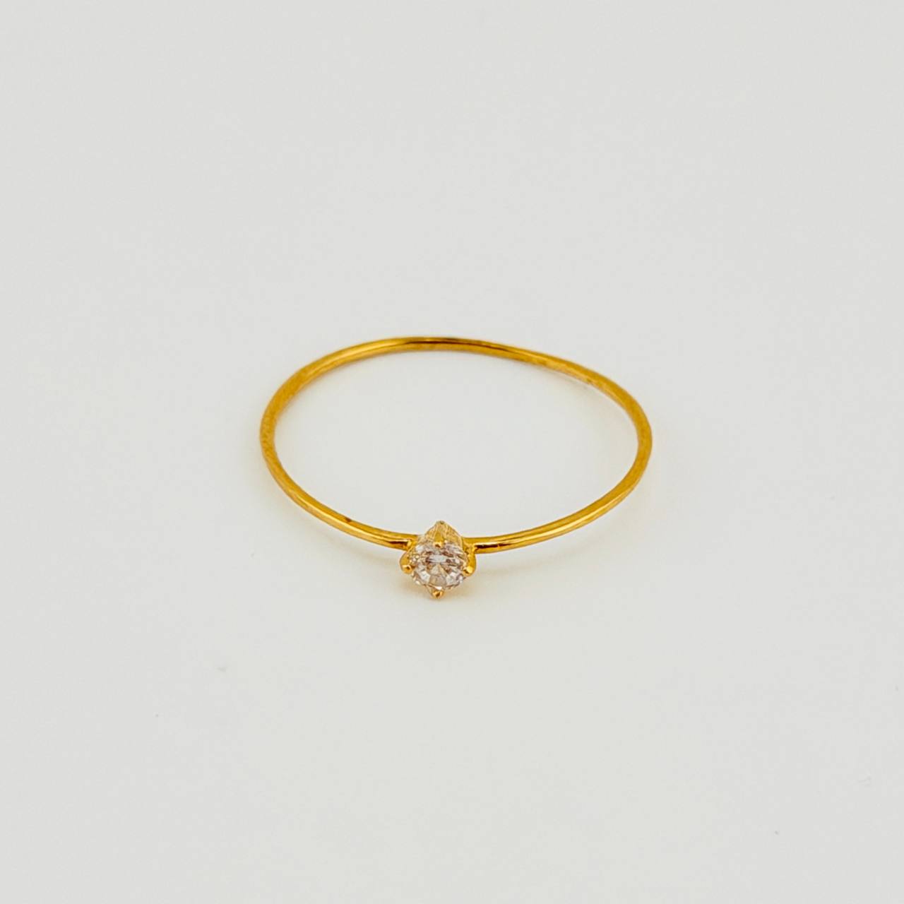 Anillo Solitario 0.55gr / T8 1/2 / Oro Amarillo 18K *