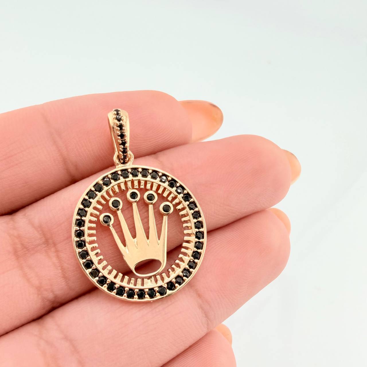 Dije Marco Circular Corona 2.6gr / 2.8cm / Oro Amarillo 18K