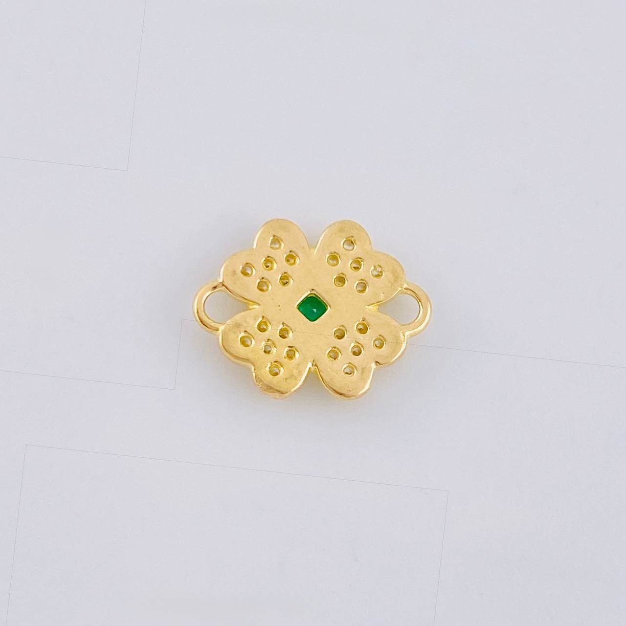 Herraje Trebol 0.9 g / 1.3 cm Oro Amarillo 18K