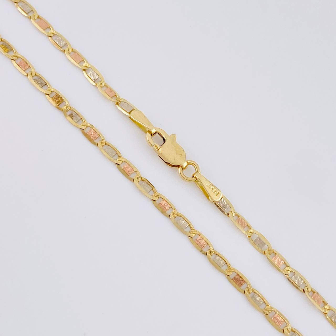 Cadena Plana Diamantada 2.85 g / 42 cm / 2.15 mm Tres Oros 18K