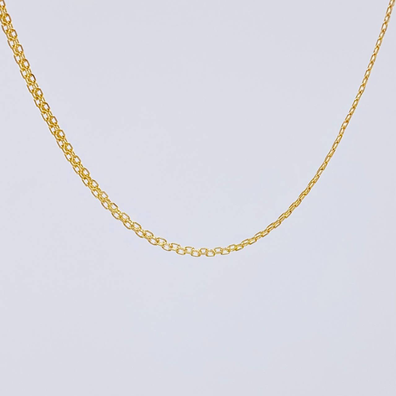 Cadena China 5.65 g / 45.4 cm / 2.4 mm Oro Amarillo 18K