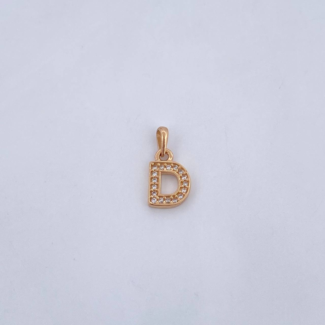 Dije Letra D 0.7gr / 1.4cm / Circones Blancos Oro Amarillo 18K $