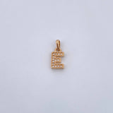 Dije Letra E 0.85gr / 1.4cm / Circones Blancos Oro Amarillo 18K $