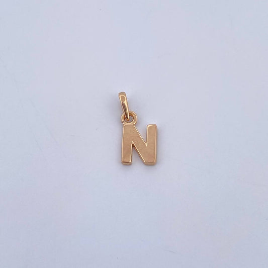 Dije Letra N 0.65gr / 1.5cm / Liso Oro Amarillo 18K $