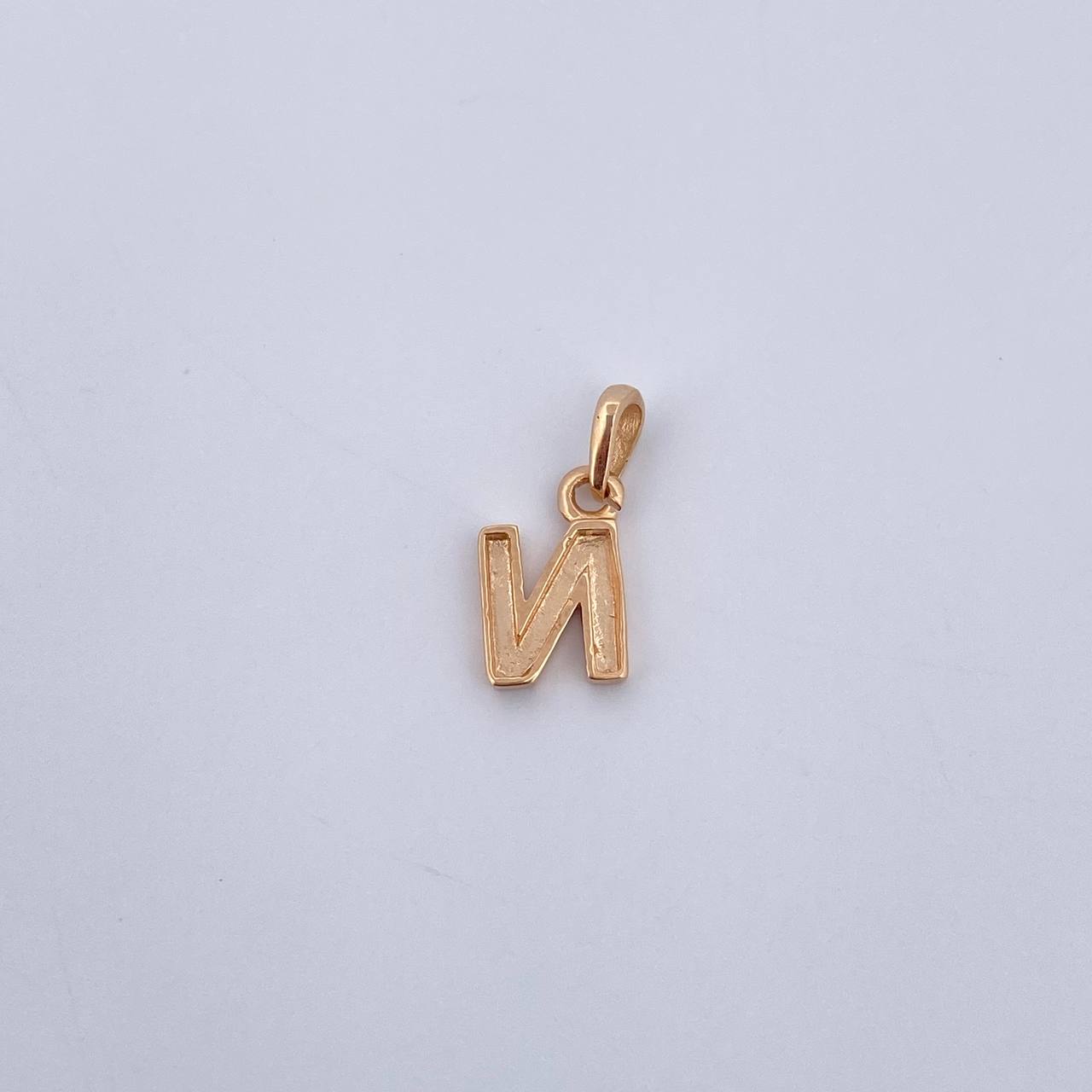 Dije Letra N 0.65gr / 1.5cm / Liso Oro Amarillo 18K $