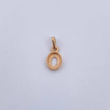Dije Letra O 0.5gr / 1.4cm / Liso Oro Amarillo 18K $