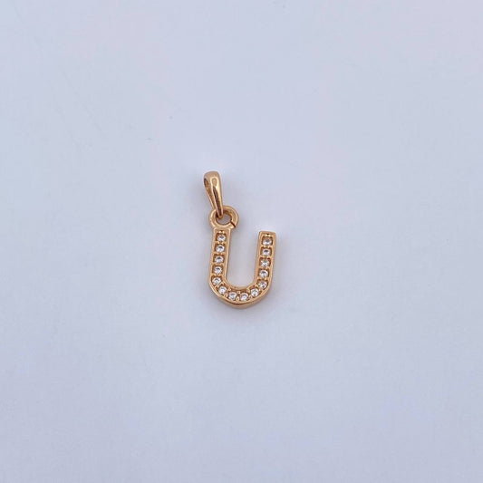Dije Letra U 0.7gr / 1.5cm / Circones Blancos Oro Amarillo 18K $