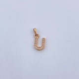 Dije Letra U 0.7gr / 1.5cm / Circones Blancos Oro Amarillo 18K $