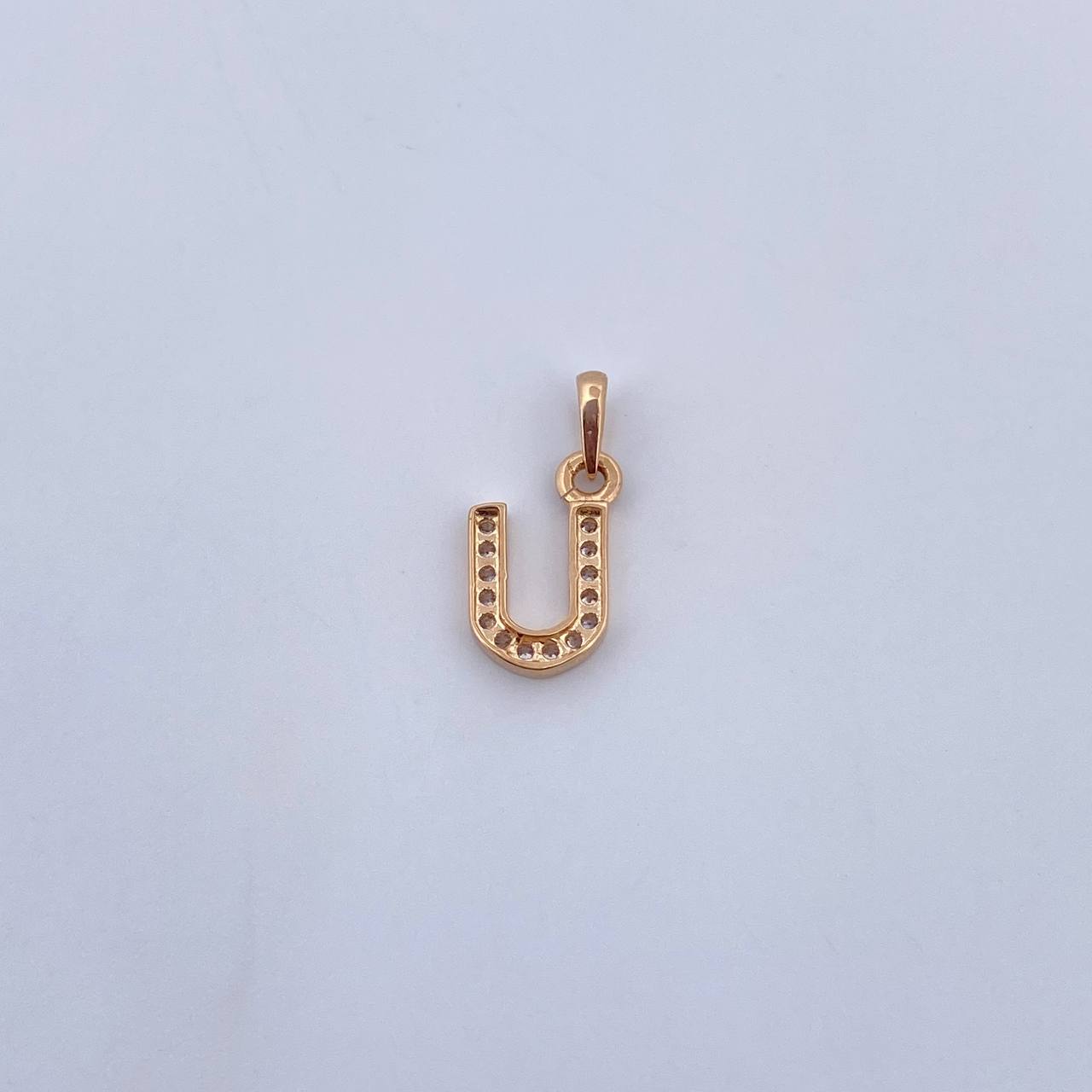 Dije Letra U 0.7gr / 1.5cm / Circones Blancos Oro Amarillo 18K $