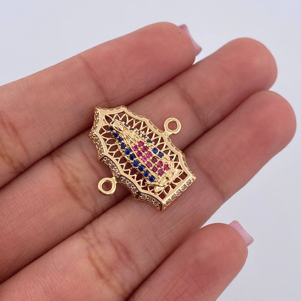 Herraje Virgen de Guadalupe 2.8gr / 2.3cm / Circones Fucsias Azules Blancos Oro Amarillo 18K $