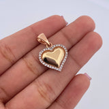 Dije Corazon 2.25gr / 2.3cm / Circones Blancos Tres Oros 18K $
