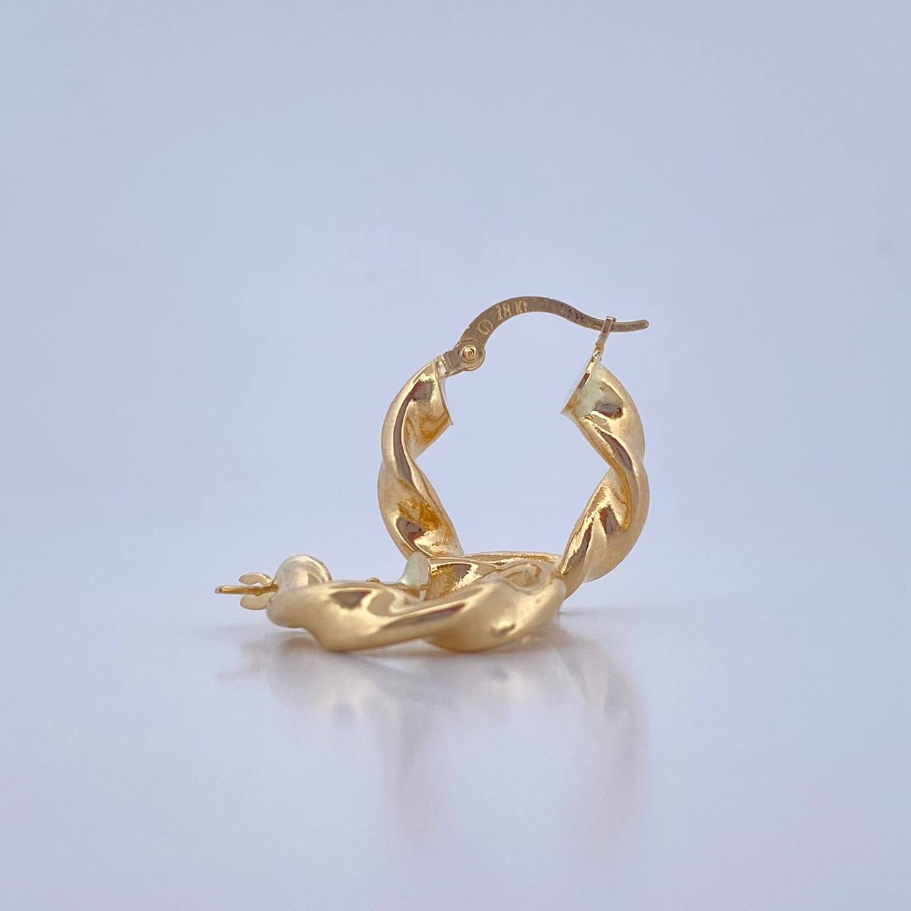 Candongas Pupi 2.75gr / 2.1cm / Espiral Oro Amarillo 18K $