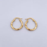Candongas Avery 1.4gr / 1.9cm / Rayadas Oro Amarillo 18K $