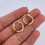 Candongas Eve 1.05gr / 1.5cm / Punteadas Lisas Oro Amarillo $