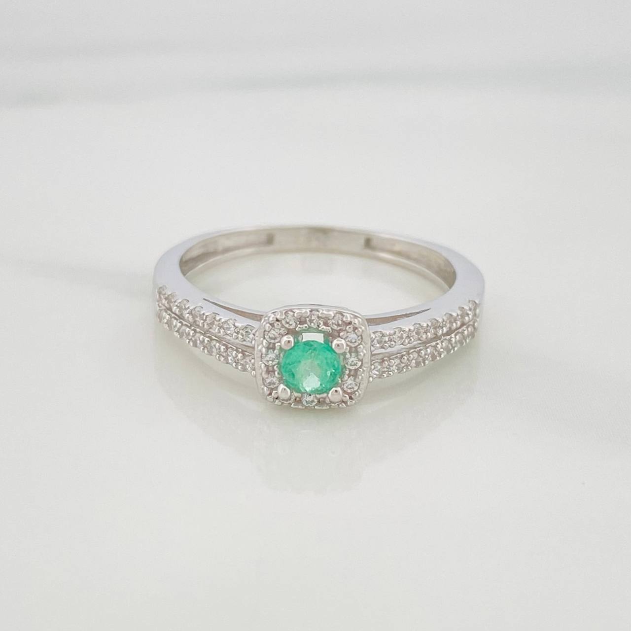 Anillo Solitario Churumbela Esmeralda 14Pts 1.75 g / T7 3/4 Plata 925