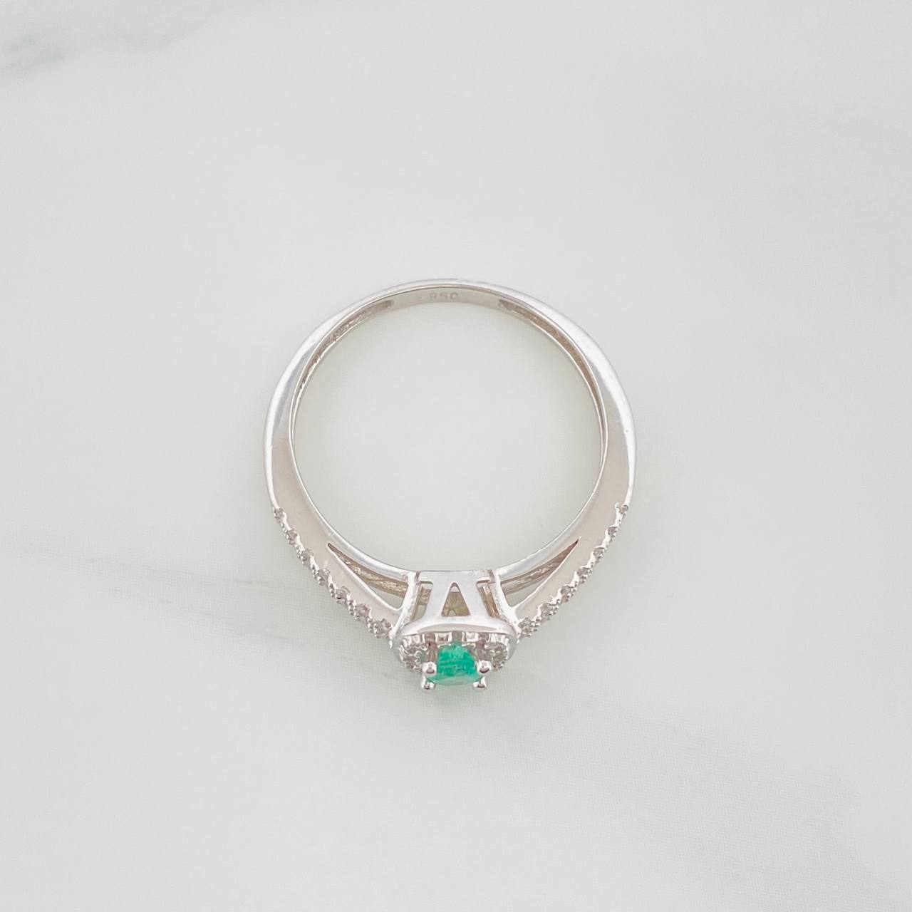 Anillo Solitario Churumbela Esmeralda 14Pts 1.75 g / T7 3/4 Plata 925