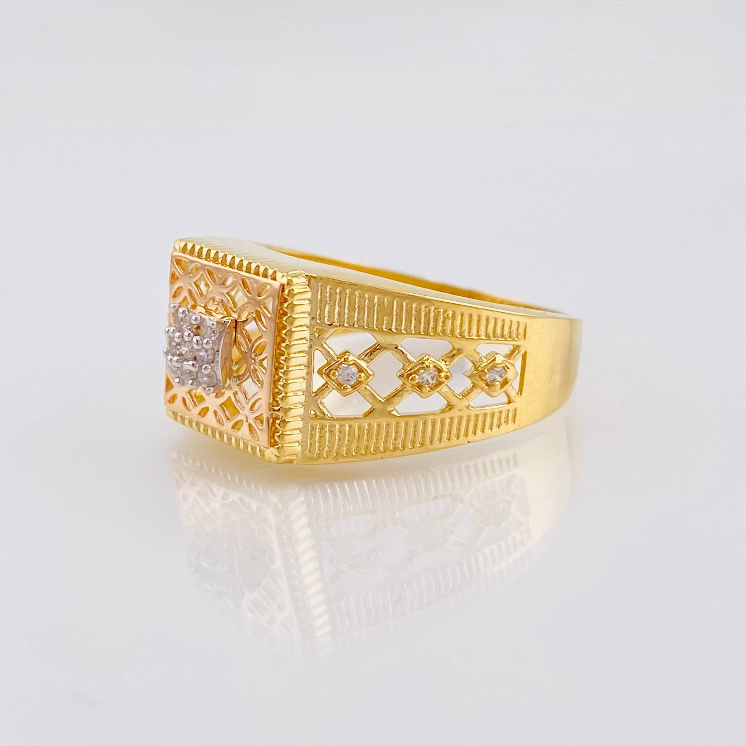 Anillo Sello Mallado 5.05gr / T10 3/4 / Tres Oros 18K