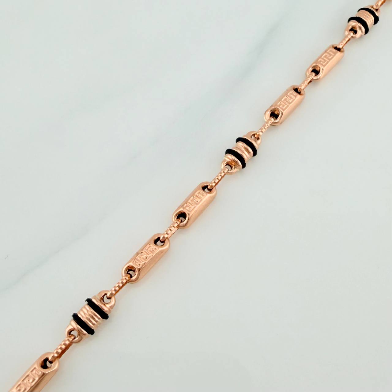 Pulso Rustico Barril Tribal 5.1gr / 21.2cm / 4.3mm Oro Rosa 18K %