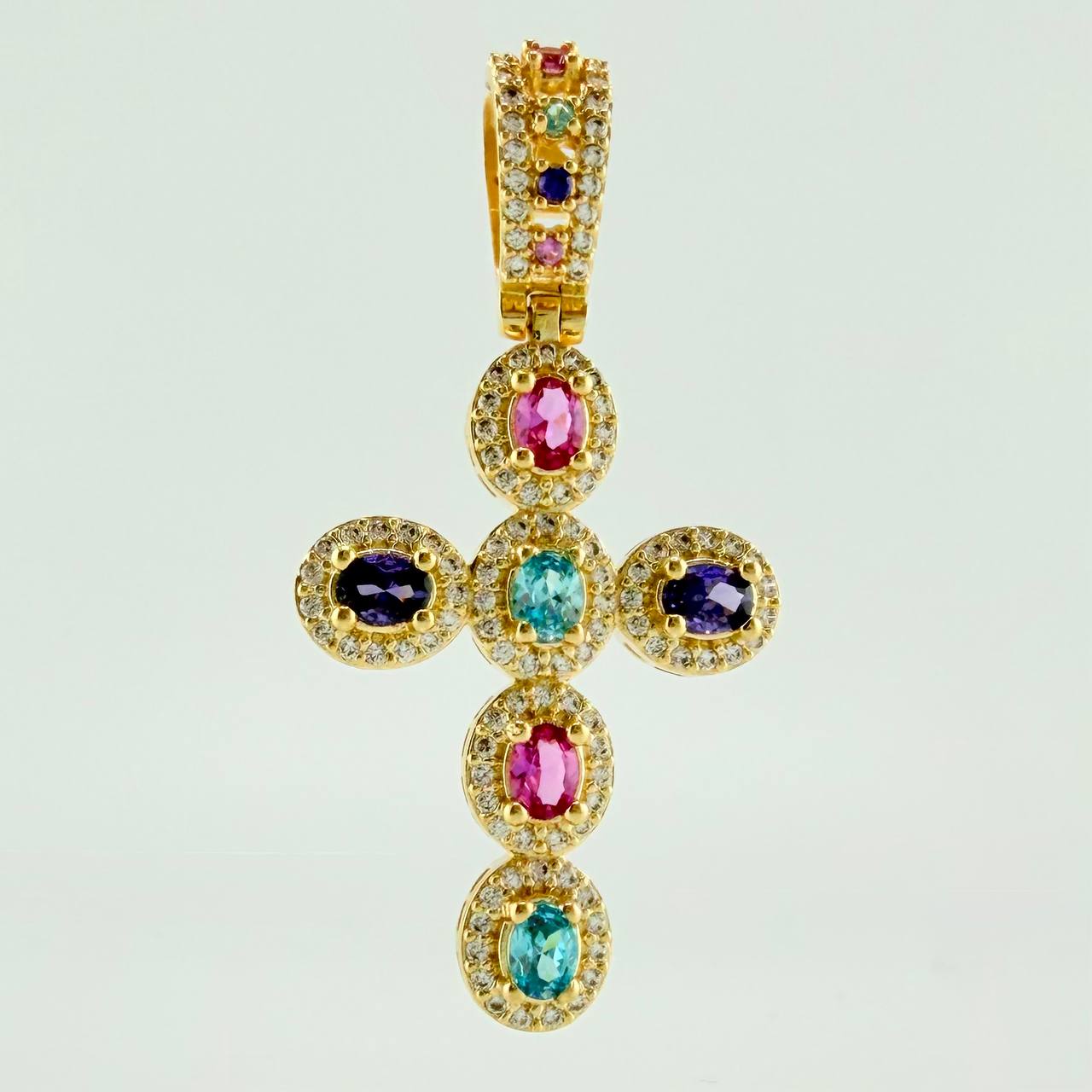 Dije Cruz Tupida 5.8gr / 4.3cm / Oro Amarillo 18K