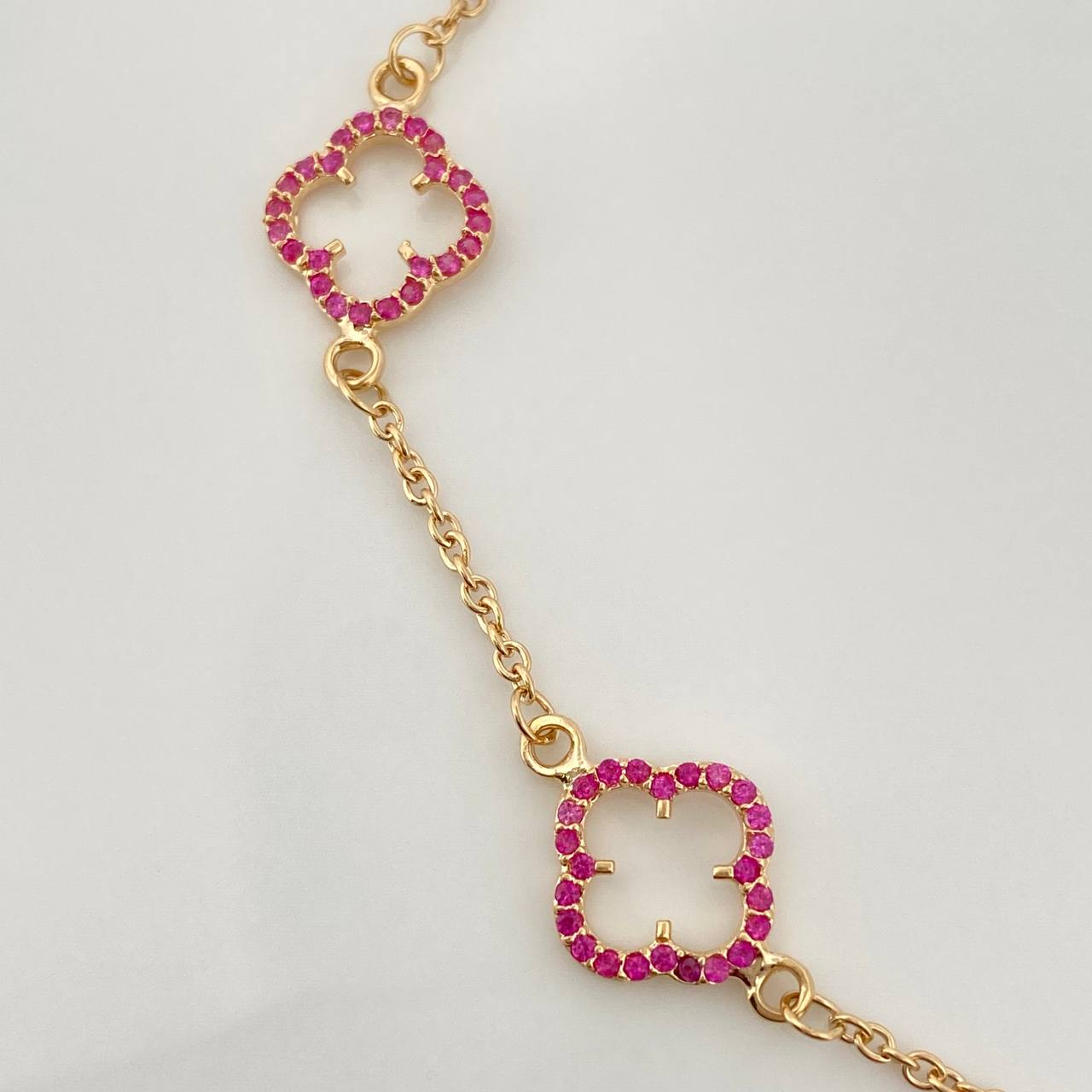 Pulso Trebol Aro Seguido 3.6gr / 19.5cm / 1mm Oro Amarillo Nac.Esp. 18K $