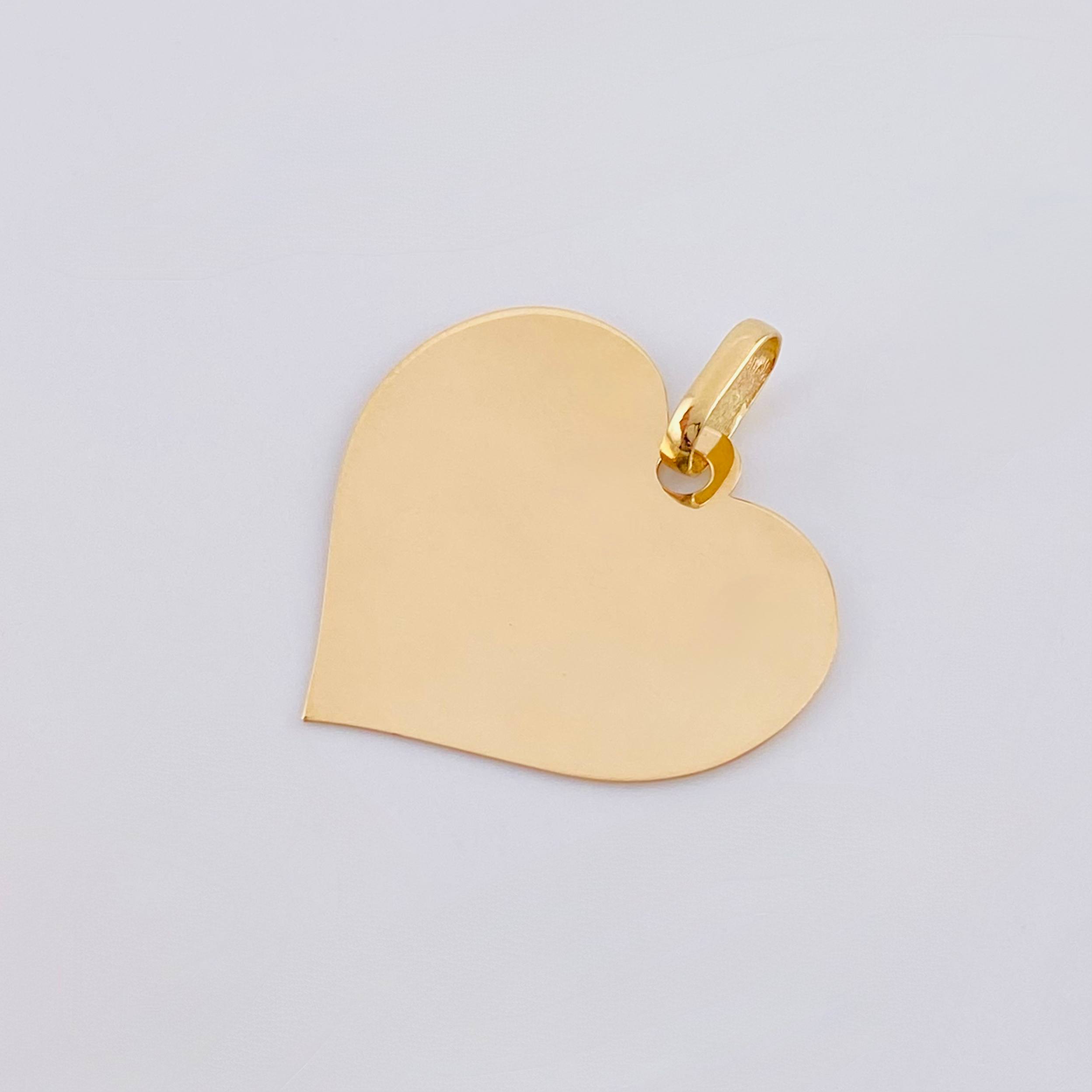 Dije Placa Corazón 1.6gr / 2.7cm / Oro Amarillo 18K *