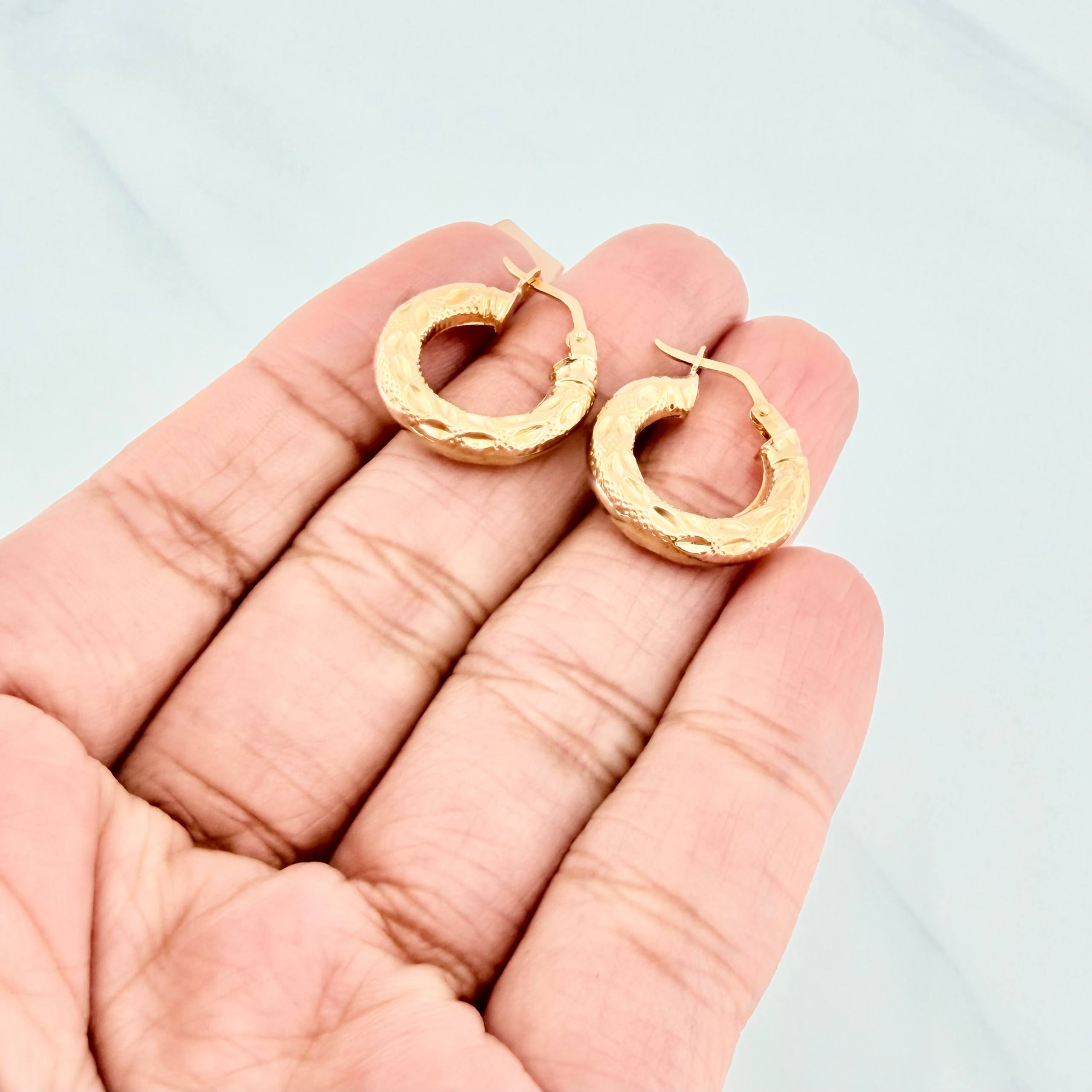 Candongas Flor 2.15 g / 2 cm Oro Amarillo 18K