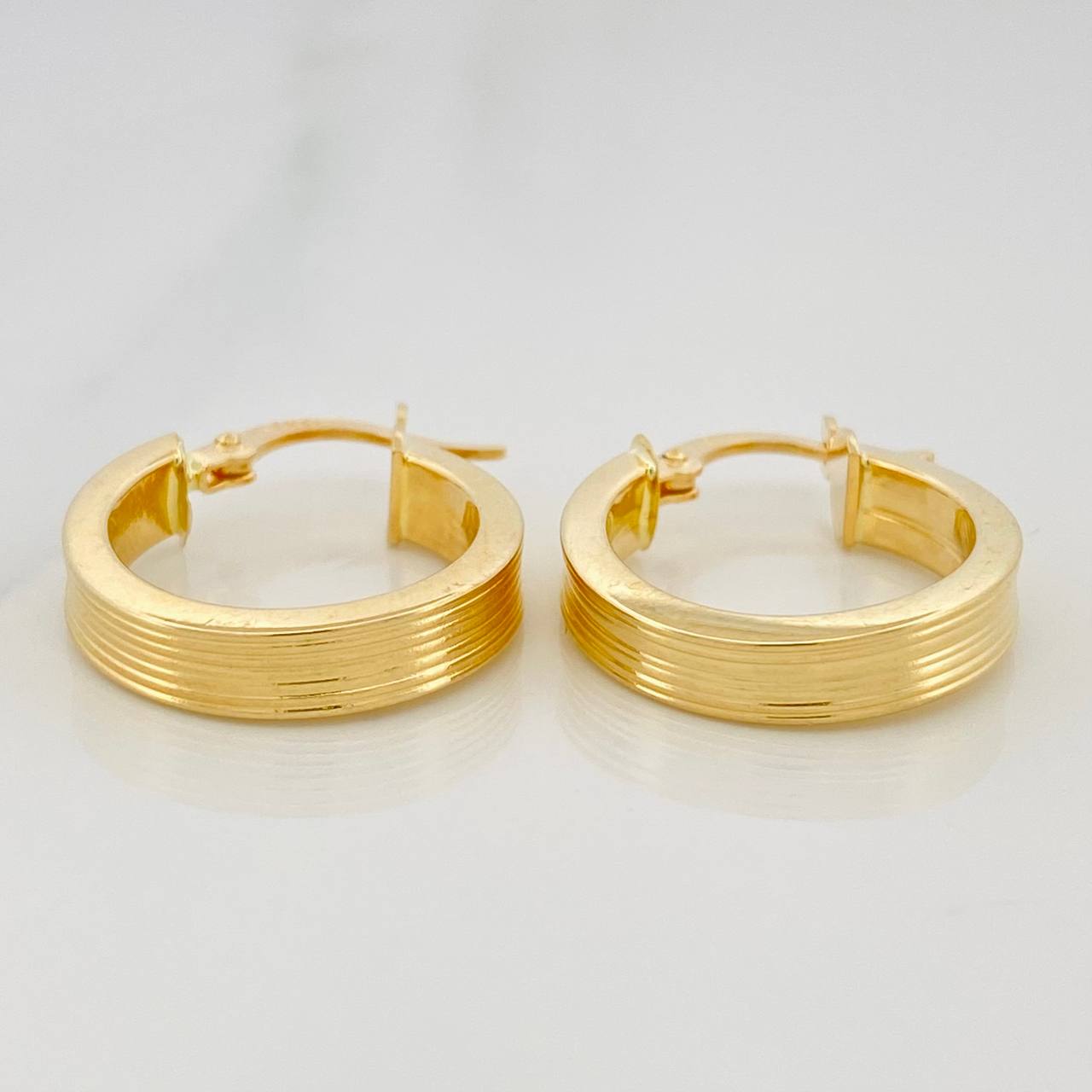 Candongas Fabi Rayadas 2.85 g / 2 cm Oro Amarillo 18K