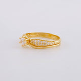 Anillo Solitario Lineas en V Tupido 2.85g / T8 1/4 Oro Amarillo 18K