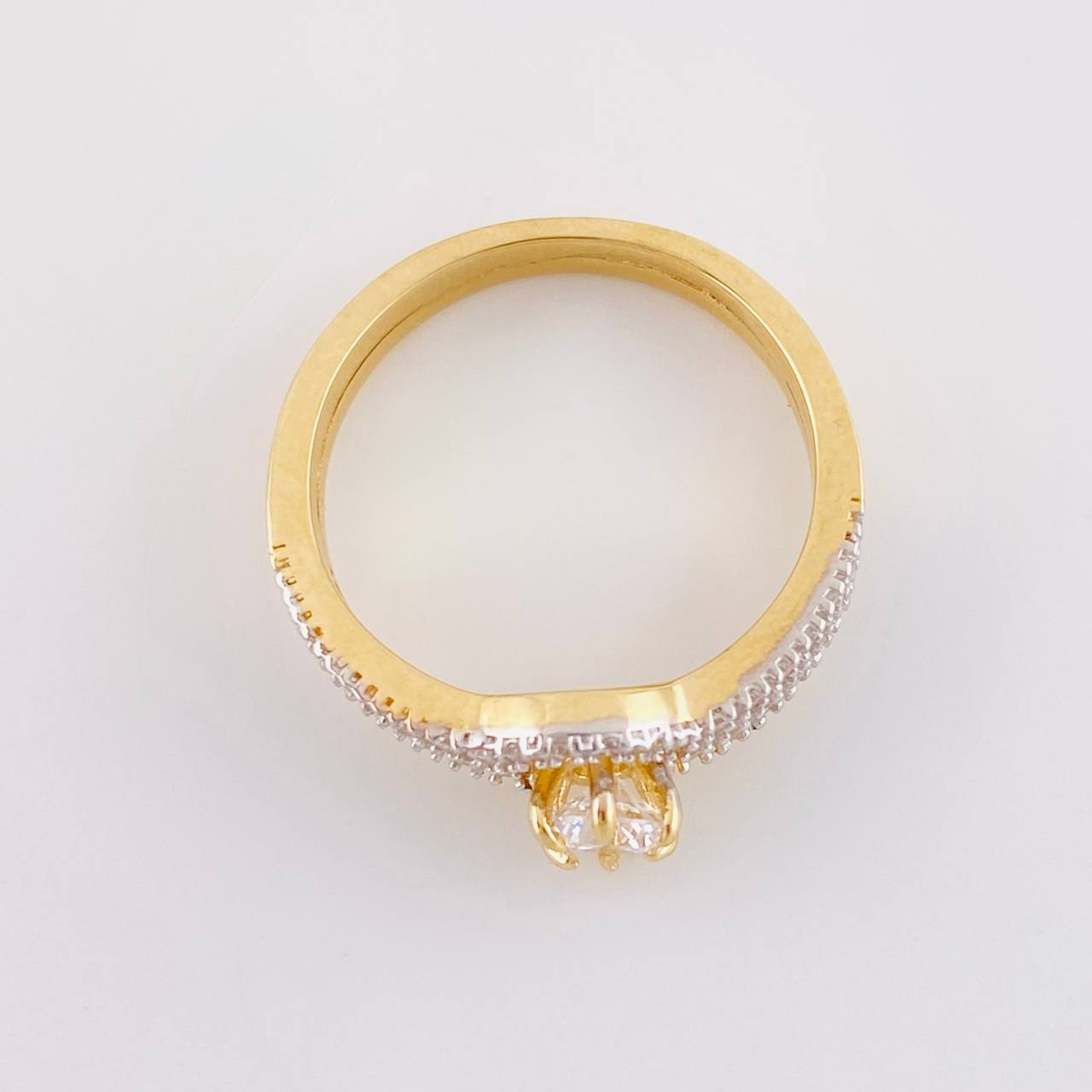 Anillo Solitario Doble Carril Curvo 3.4g / T7 Oro Amarillo 18K