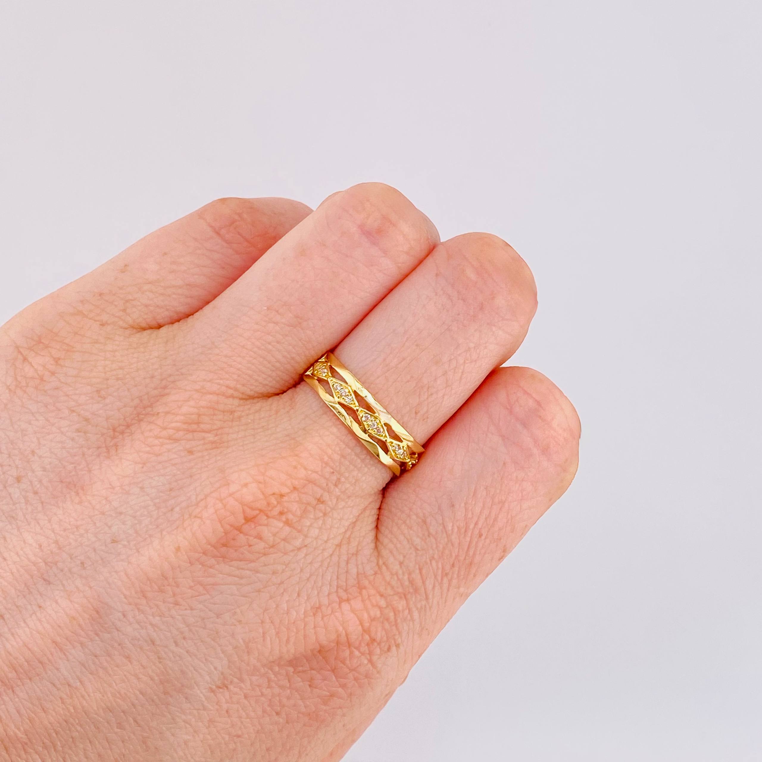 Anillo Rombos Ondeados 2gr / T8 1/4 / Oro Amarillo 18K *