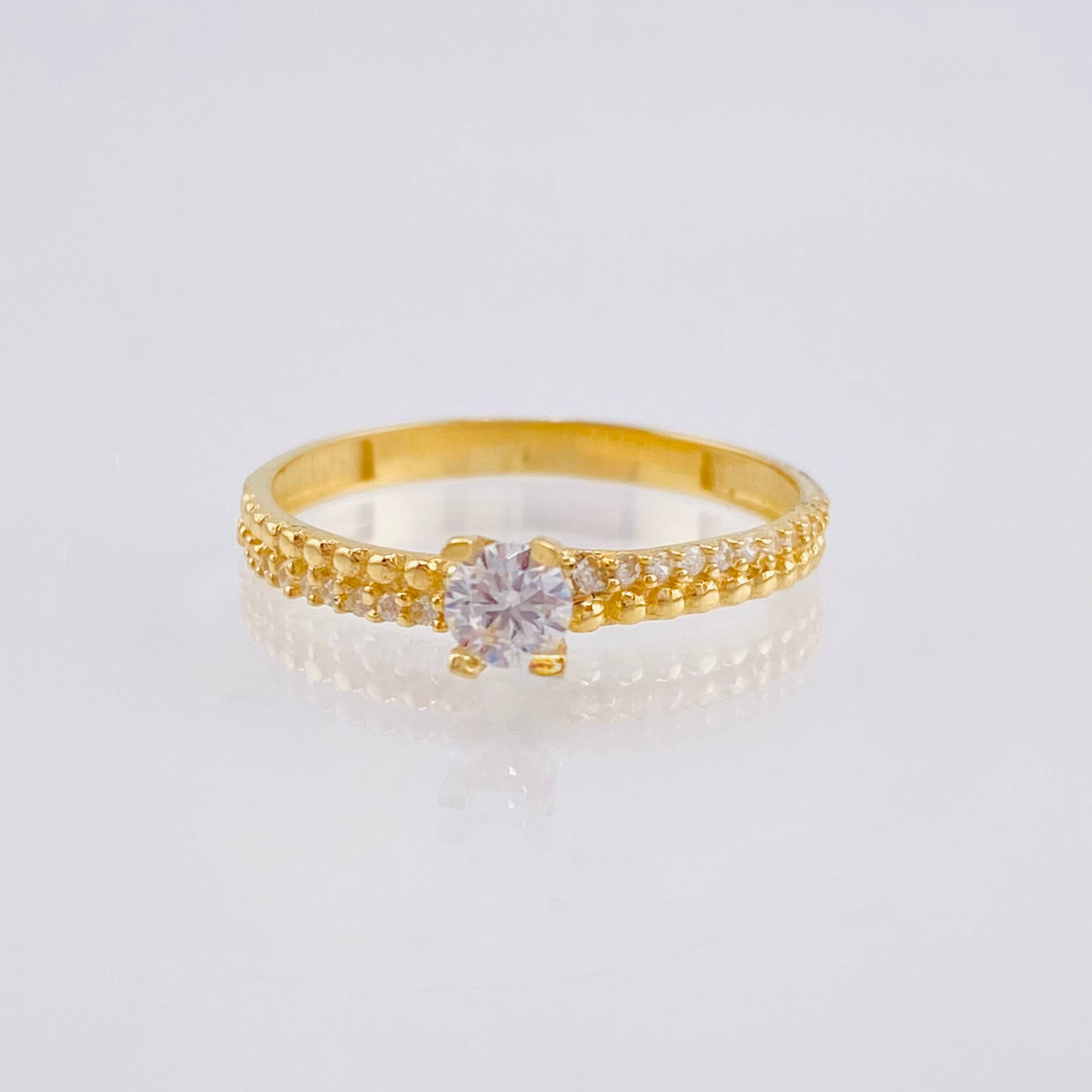 Anillo Solitario Carril Tupido 1.8gr / T8 1/4 / Oro Amarillo 18K *
