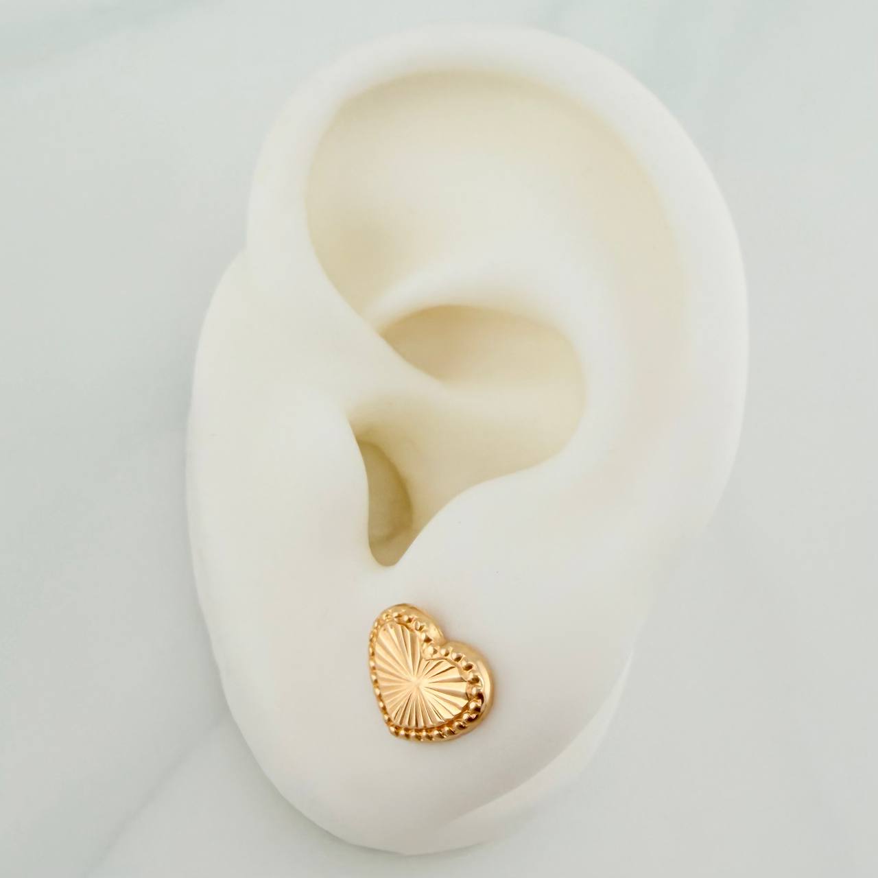 Topos Corazón 1gr / 9.7mm Oro Amarillo 18K %