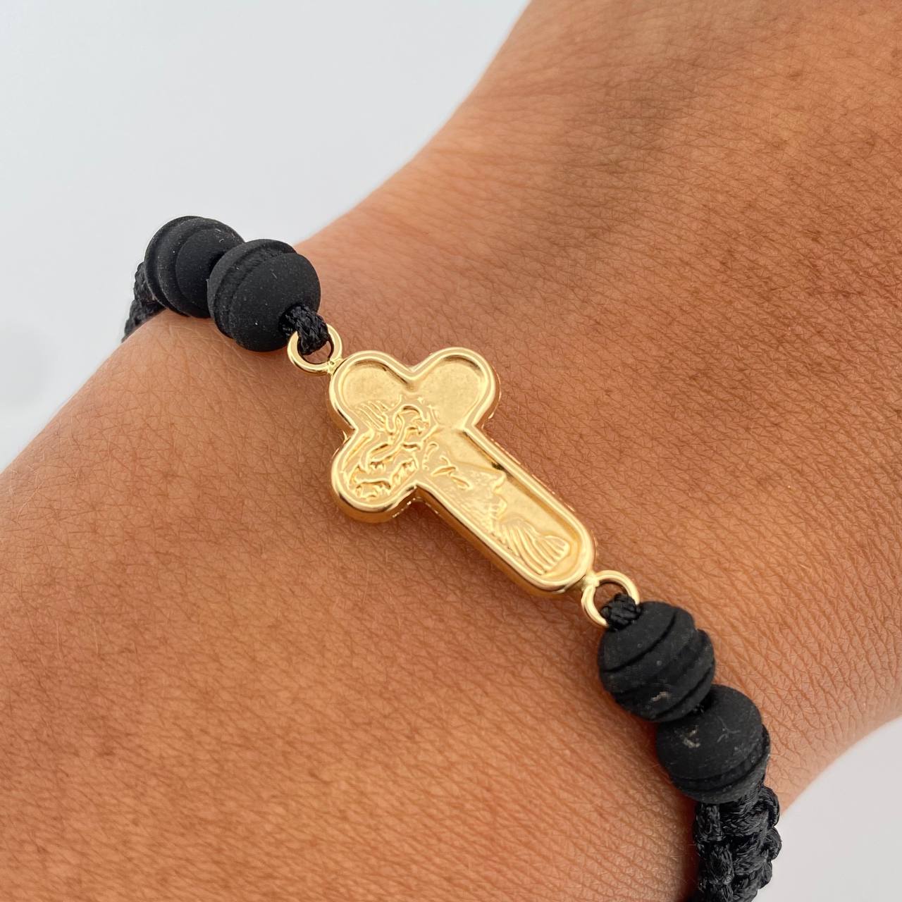 Pulsera Tejida Negra Cruz Rostro Cristo 0.95gr / Oro Amarillo 18K &