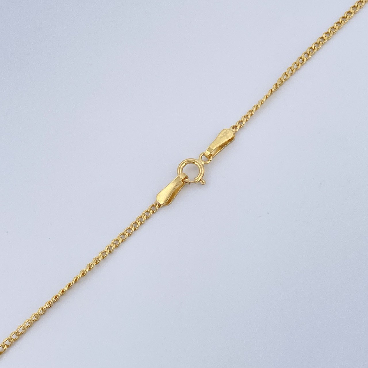 Cadena Cubana 1.8gr / 60.5cm / Oro Amarillo +1 18K &