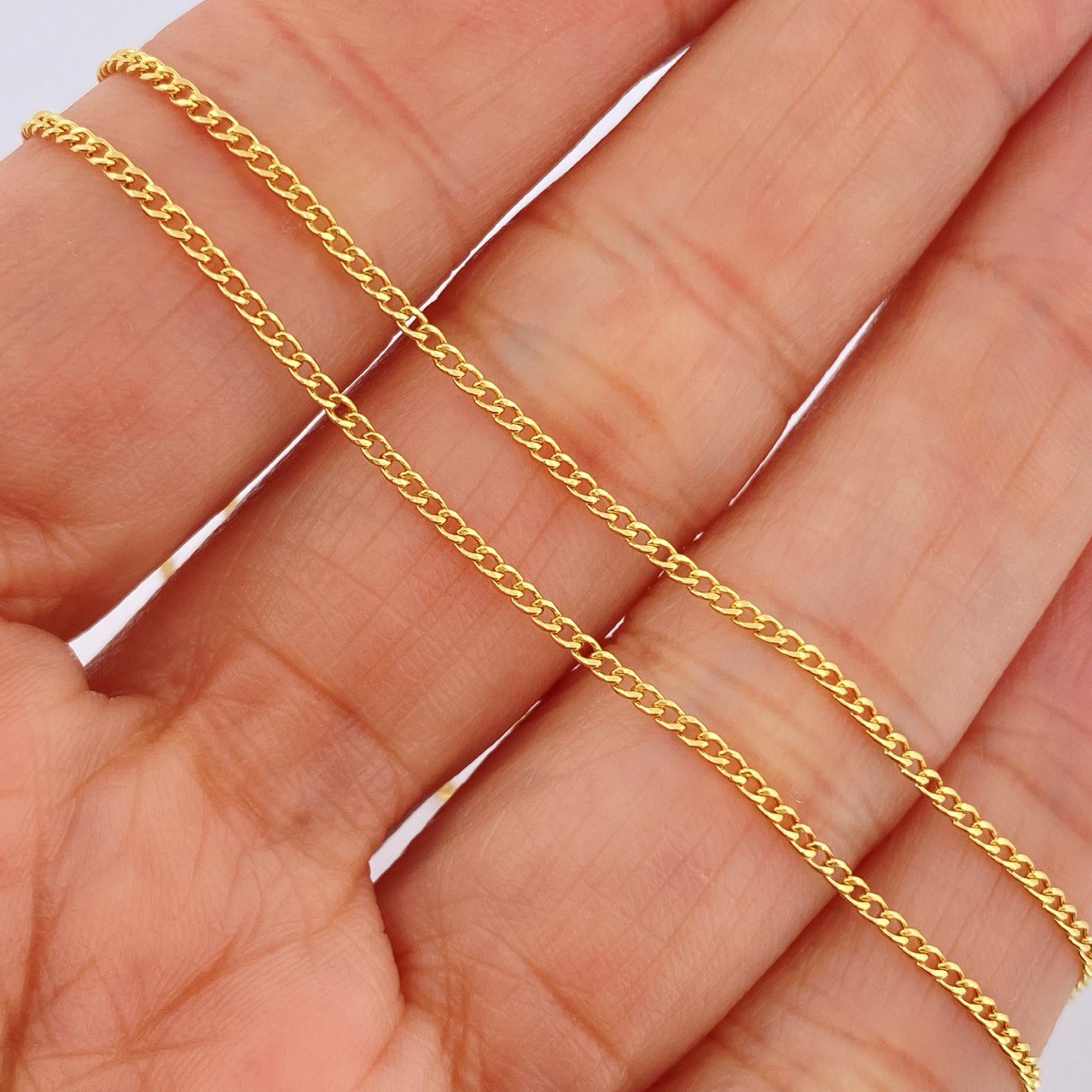 Cadena Cubana 1.8gr / 60.5cm / Oro Amarillo +1 18K &
