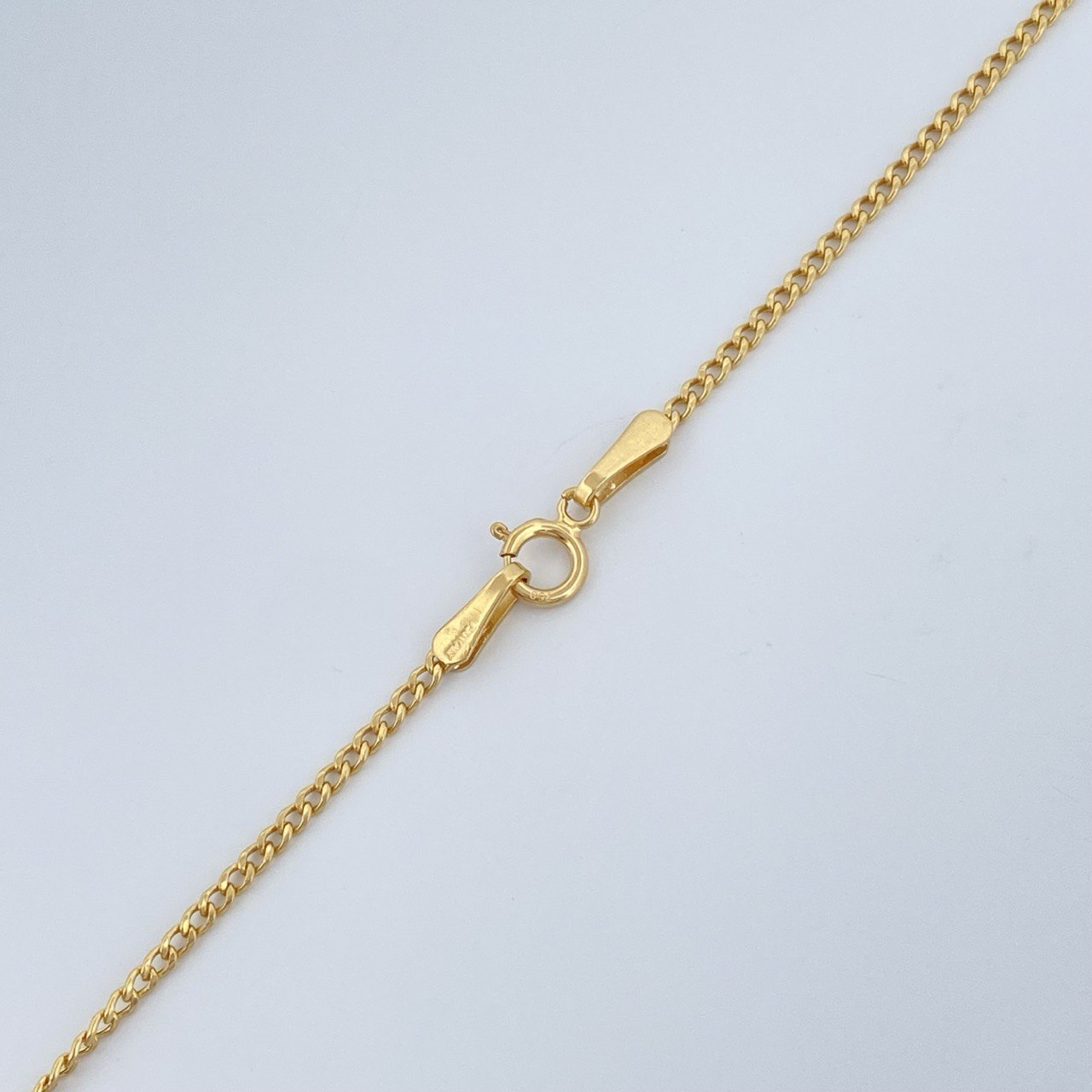 Cadena Cubana 1.75gr / 60.8cm / Oro Amarillo +1 18K &