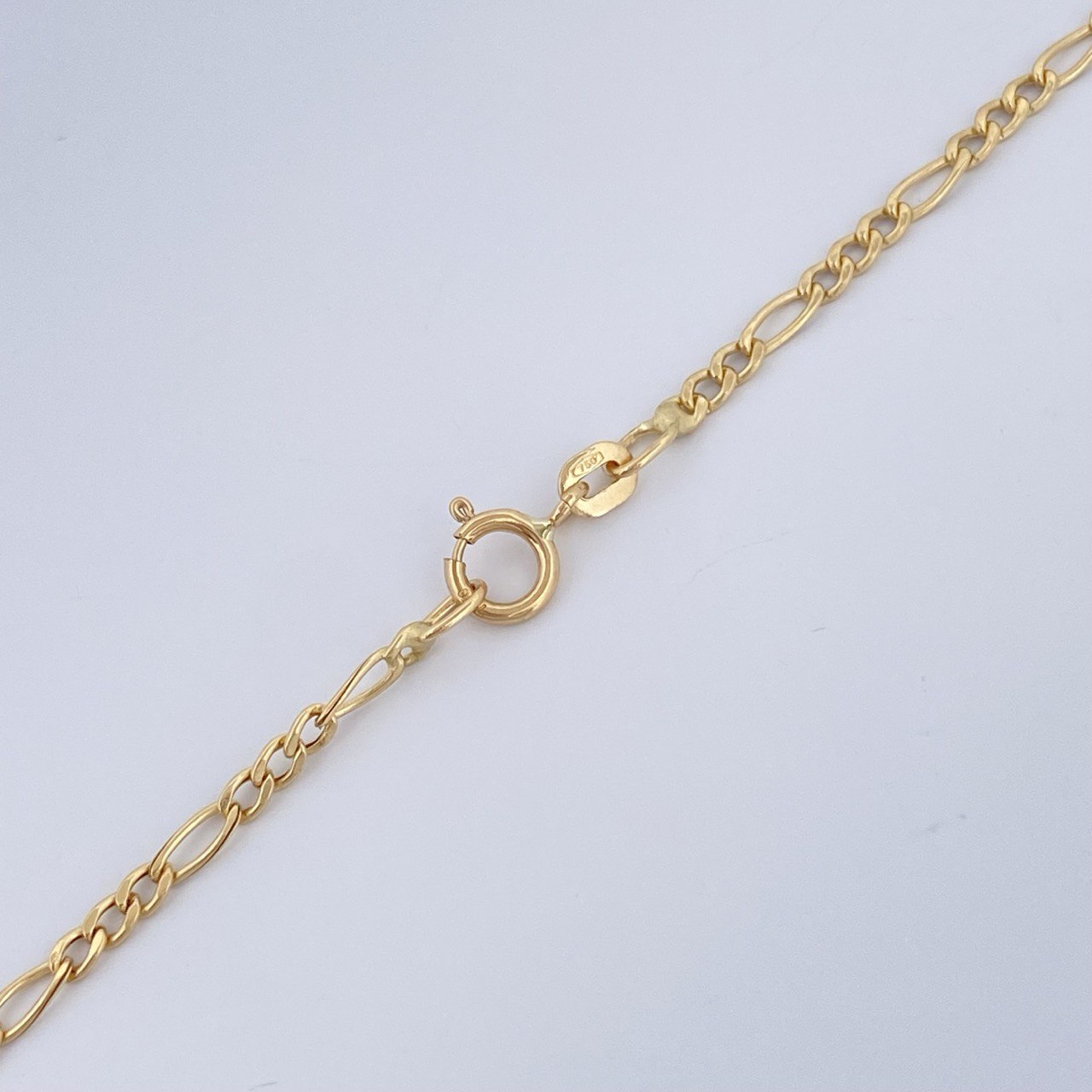 Cadena Figaro 1.5gr / 50cm / Oro Amarillo +1 18K &