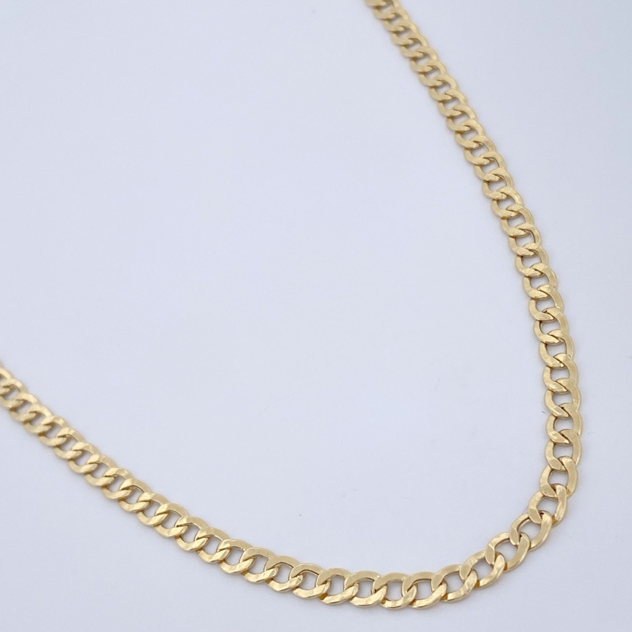 Cadena Cubana 4.75gr / 60cm / Oro Amarillo +1 18K &