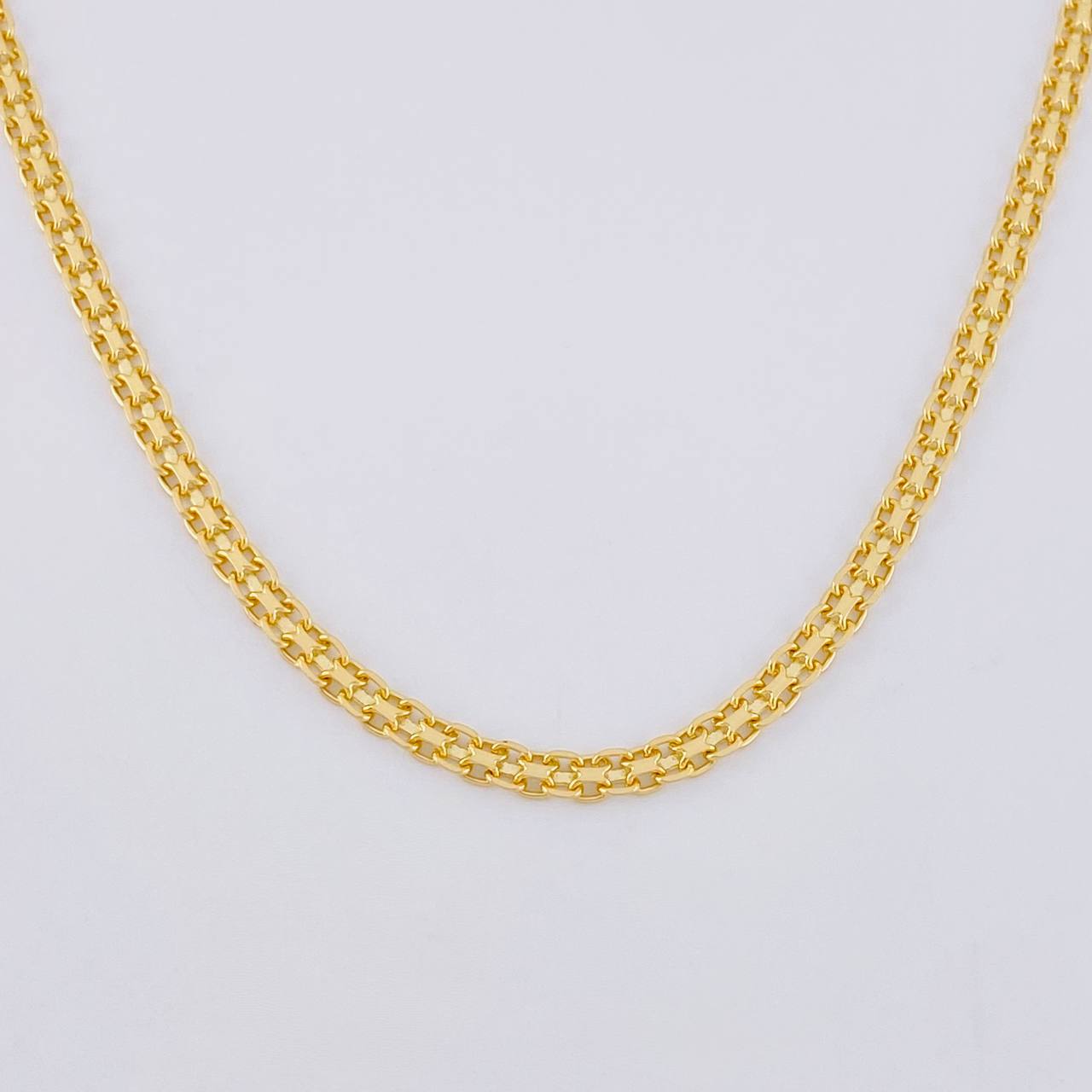 Cadena China 7.45g / 60cm / 2.4mm Oro Amarillo 18K