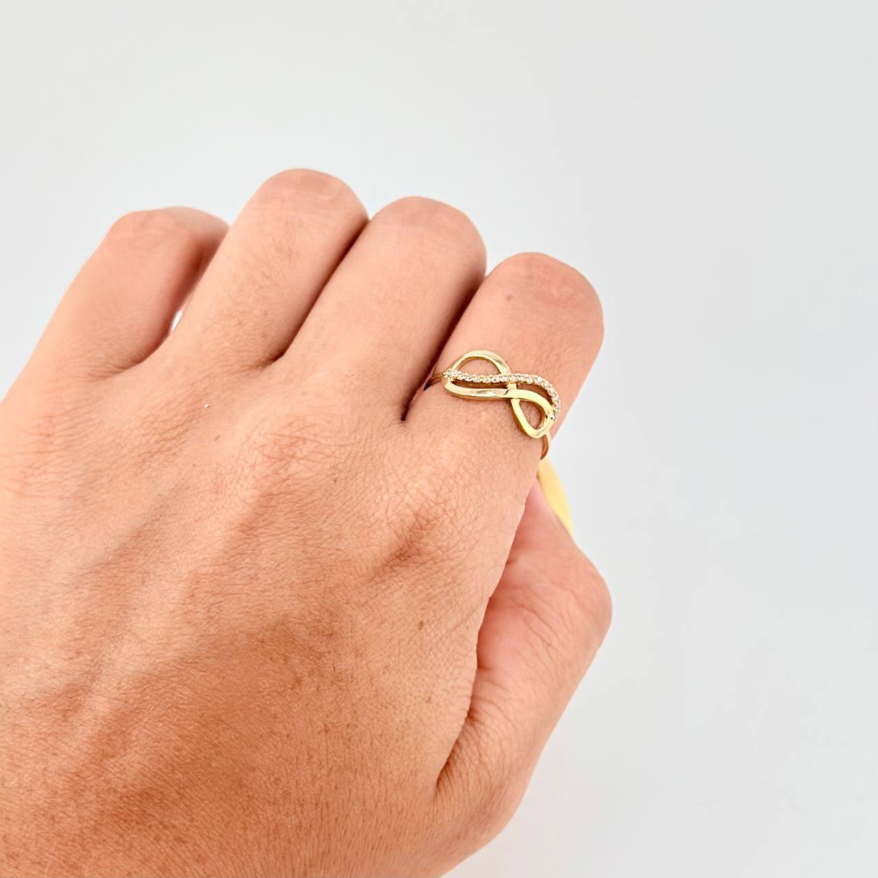 Anillo Doble Infinito 1.4 g / T7 1/4 Oro Amarillo 18K